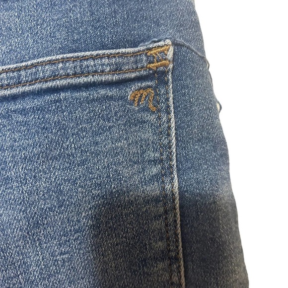 Madewell High Rise Denim Shorts in Quintell - Picture 6 of 10